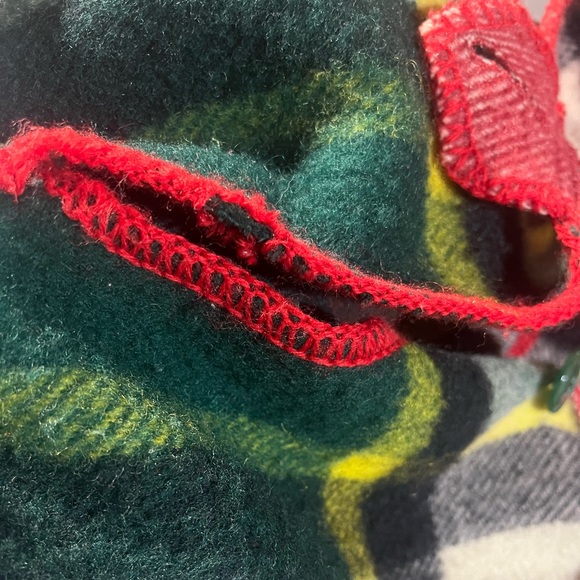 Vintage Plaid Wool Poncho - Picture 5 of 6